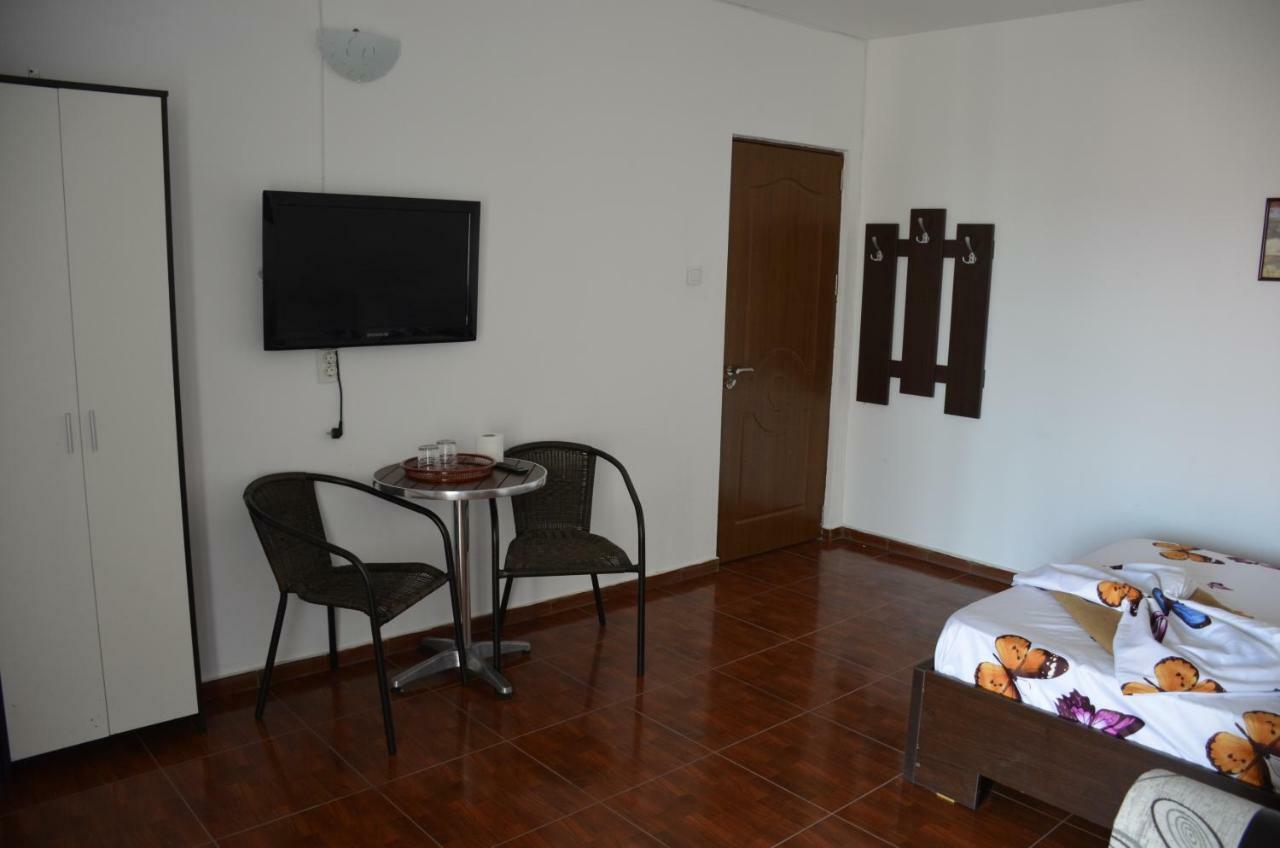 Vila Cu Livada Costinesti Exterior photo